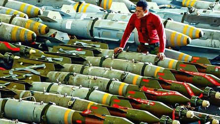Pentagon'dan Mark Kelly'nin açıklamalarına yanıt geldi