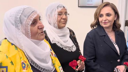 Barış Anneleri Heyeti MHP ile görüştü, Anneler Günü vurgusu yapıldı