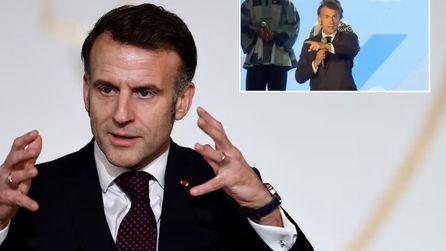 Macron Kenya'daki zirvede katılımcılara sert tepki gösterdi