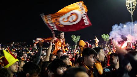 Galatasaray'ın 26. şampiyonluğu Türkiye genelinde kutlandı