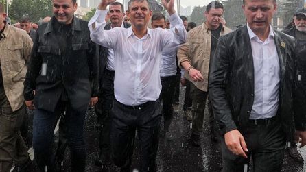 Ankara'da Özgür Özel'in Yürüyüşü Üzerine Soruşturma Başlatıldı