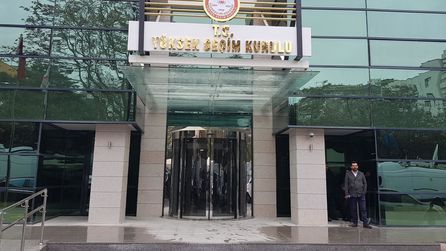 YSK, CHP'nin Başvurusu Üzerine Gerekçeli Ret Açıklaması Yayımladı