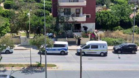 Mersin'de merdivenden düşen 70 yaşındaki adam hayatını kaybetti