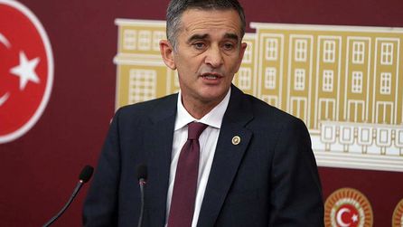 CHP Sakarya Milletvekili Ümit Dikbayır, partiden istifa etti