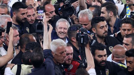 Aziz Yıldırım teknik ekibi yeniden yapılandırmayı planlıyor