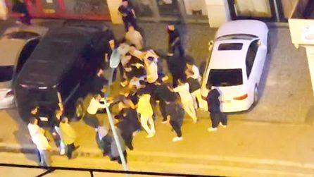 Esenyurt'ta düğün salonunda başlayan kavga sokağa taştı