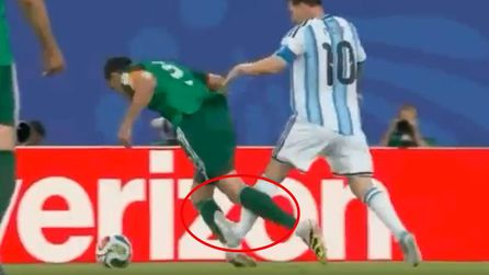 Arjantin ile Cezayir Karşılaşmasında Messi'nin Pozisyonu Tartışma Yarattı