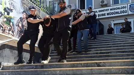 İstanbul'da düzenlenen operasyonda 24 şüpheli yakalandı
