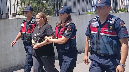 Manavgat'ta cinayet zanlısı çift tutuklandı