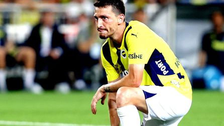 Fenerbahçe'nin yeni sezon kamp kadrosu açıklandı