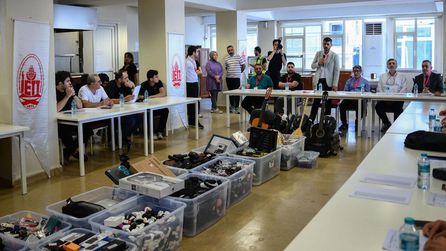İETT'de Unutulan Eşyalar İhaleye Çıktı, 7 Bin 566 Ürün Satıldı