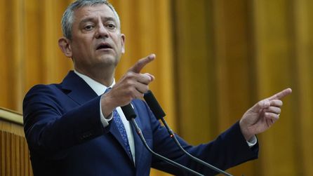 Özgür Özel'den yeni parti iddiaları ve seçim mesajları