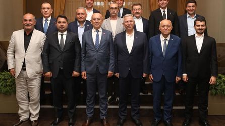 CHP'li dört belediye başkanının AK Parti'ye geçeceği iddia edildi