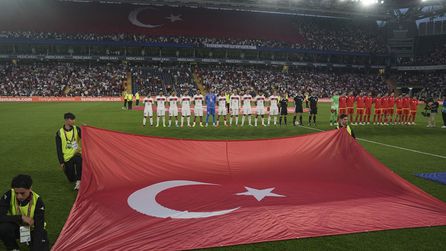 Eljif Elmas İstanbul'da yaşamak istediğini açıkladı