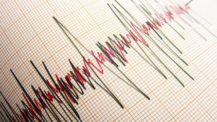 Calabria açıklarında 6.1 büyüklüğünde deprem gerçekleşti
