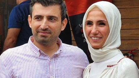 Cumhurbaşkanı Erdoğan 10. kez dede oldu, Bayraktar çiftinin kızı dünyaya geldi