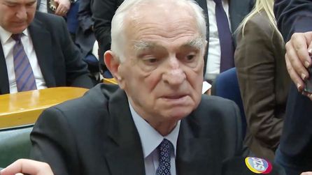 Önder Sav, 16 yıl aradan sonra CHP Grup Toplantısı'na katıldı