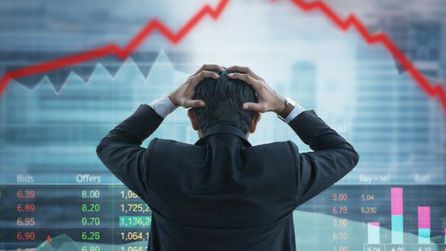 Altın fiyatları son 7 ayın en düşük seviyesine geriledi