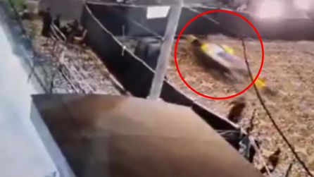 Pakistan'da freni tutmayan araç camiye girdi, 2 ölü 30 yaralı