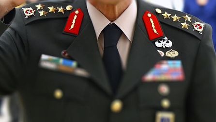 Tuğgeneral astsubayı darbetti, MSB soruşturma başlattı