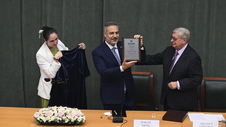 Dışişleri Bakanı Hakan Fidan'a MGIMO'dan fahri doktora unvanı verildi