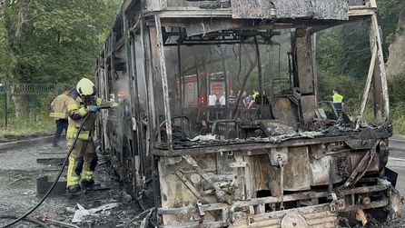 Beykoz'da İETT otobüsü yanarak kullanılamaz hale geldi