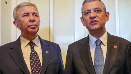 CHP'nin grup toplantısı öncesi tartışmalar ve Özgür Özel'in açıklamaları