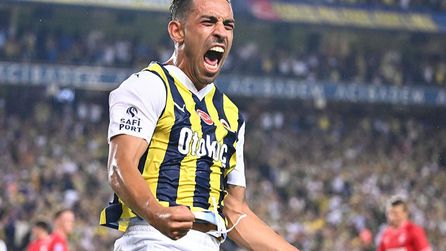 İrfan Can Kahveci Fenerbahçe'ye dönmeye hazırlanıyor