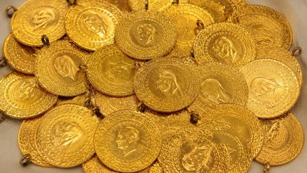 Altın fiyatları düşüşte, yeni tahminler ortaya çıktı