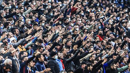Trabzonspor Oleksandr Zubkov'u AEK'ye transfer etti