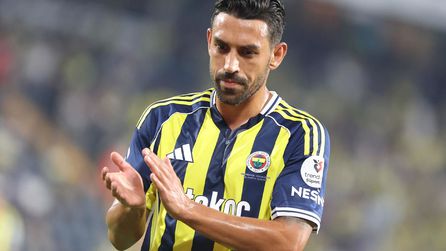 İrfan Can Kahveci'nin Dünya Kupası için yenilenen stili dikkat çekti