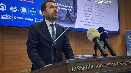 Abdulkadir Çay dijital medyanın geleceği üzerine konuştu