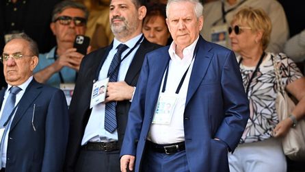 Fenerbahçe stoper transferi için Wout Faes ile ilgileniyor