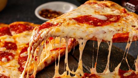 Pizza Hut, Yum Brands'tan LongRange Capital'a 2,7 milyar dolara satıldı