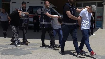 Bursa'da çocuk parkında silahlı saldırıda 10 kişi yaralandı