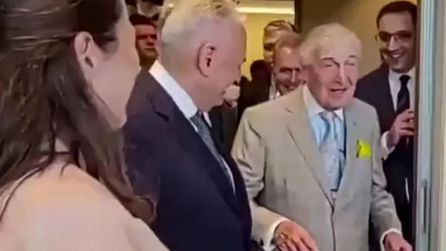 Rahmi Koç'un İzmir'deki ırkçı ve seksist şakası uluslararası medyada