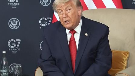 Trump, İran'a 300 milyar dolarlık fon iddialarını yalanladı