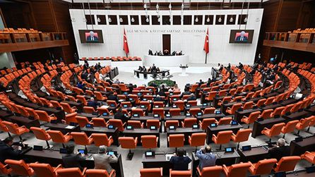 Türkiye Büyük Millet Meclisi'nin Çalışma Süresi Uzatıldı