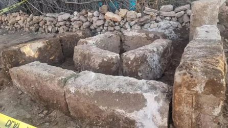 Mardin'de Peyzaj Çalışmalarında Tarihi Kitabeler Bulundu