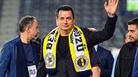 Acun Ilıcalı, Hull City'nin yükselişini taraftarlarla kutladı