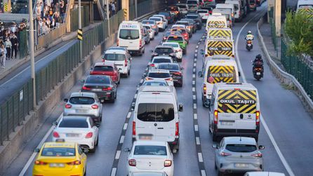 Petrol Fiyatlarındaki Düşüş Akaryakıt İndirimlerini Etkiliyor