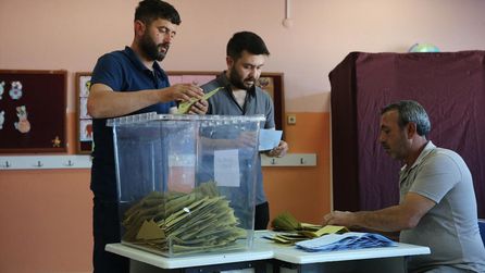 Yerel ara seçimler gerçekleştirildi, sonuçlar belli oldu
