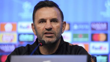 Galatasaray Teknik Direktörü Okan Buruk transfer sürecini açıkladı