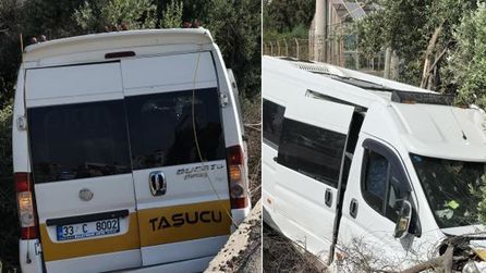 Silifke'de yolcu minibüsünde şoföre saldırı sonucu araç kaçırıldı