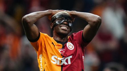 Victor Osimhen'in transfer durumu gündemi sarstı