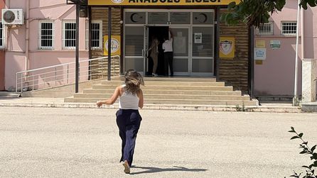 Görüntü tepki çekmişti! Son saniye YKS'ye alınmayan genç kız konuştu