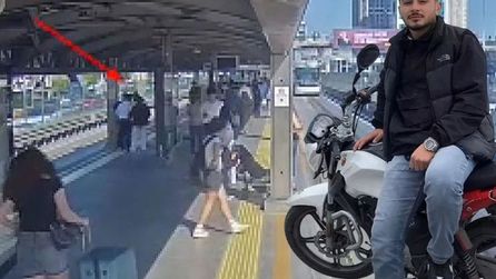 Beylikdüzü'nde metrobüste bıçaklı saldırı görüntüleri yayınlandı