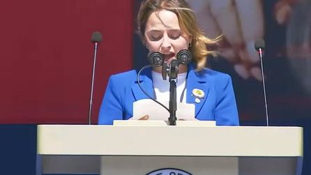Fenerbahçe Genel Kurulunda Gizem Özcan'ın Aziz Yıldırım'a eleştirileri