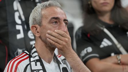 Beşiktaş'ta Cerny'nin Ayrılığı Gündemde, Glasgow Rangers İlgi Gösterdi