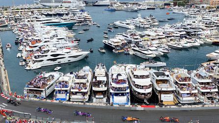 Monako Grand Prix'si öncesinde lüks yatlar limanda toplandı